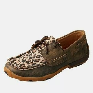 Twisted X Leopard Print Boat Shoes Mocs Sz 6.5